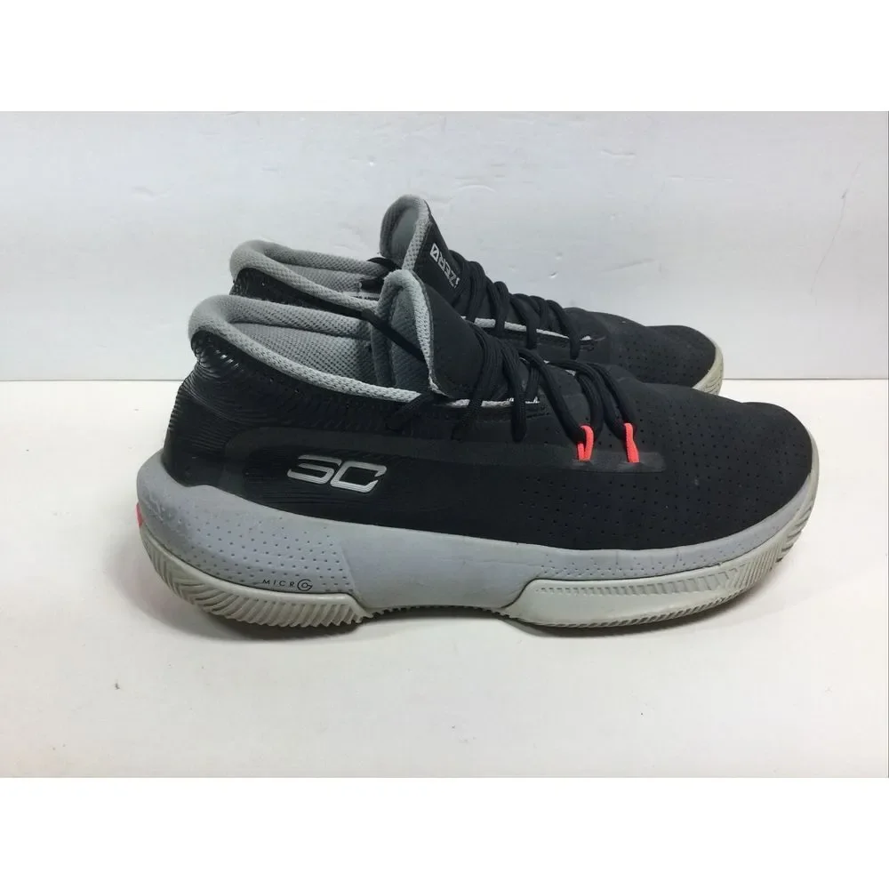 Under Armour SC‎ 3Zero III 3022117-001 Black Youth Size 7Y Basketball Shoes
